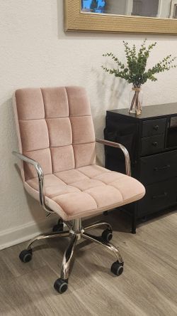 Dusky Pink Velvet Office/Vanity Chair