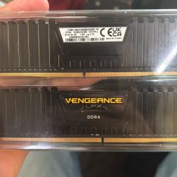Corsair Vengeance 2x8 GB RAM 3200mhz