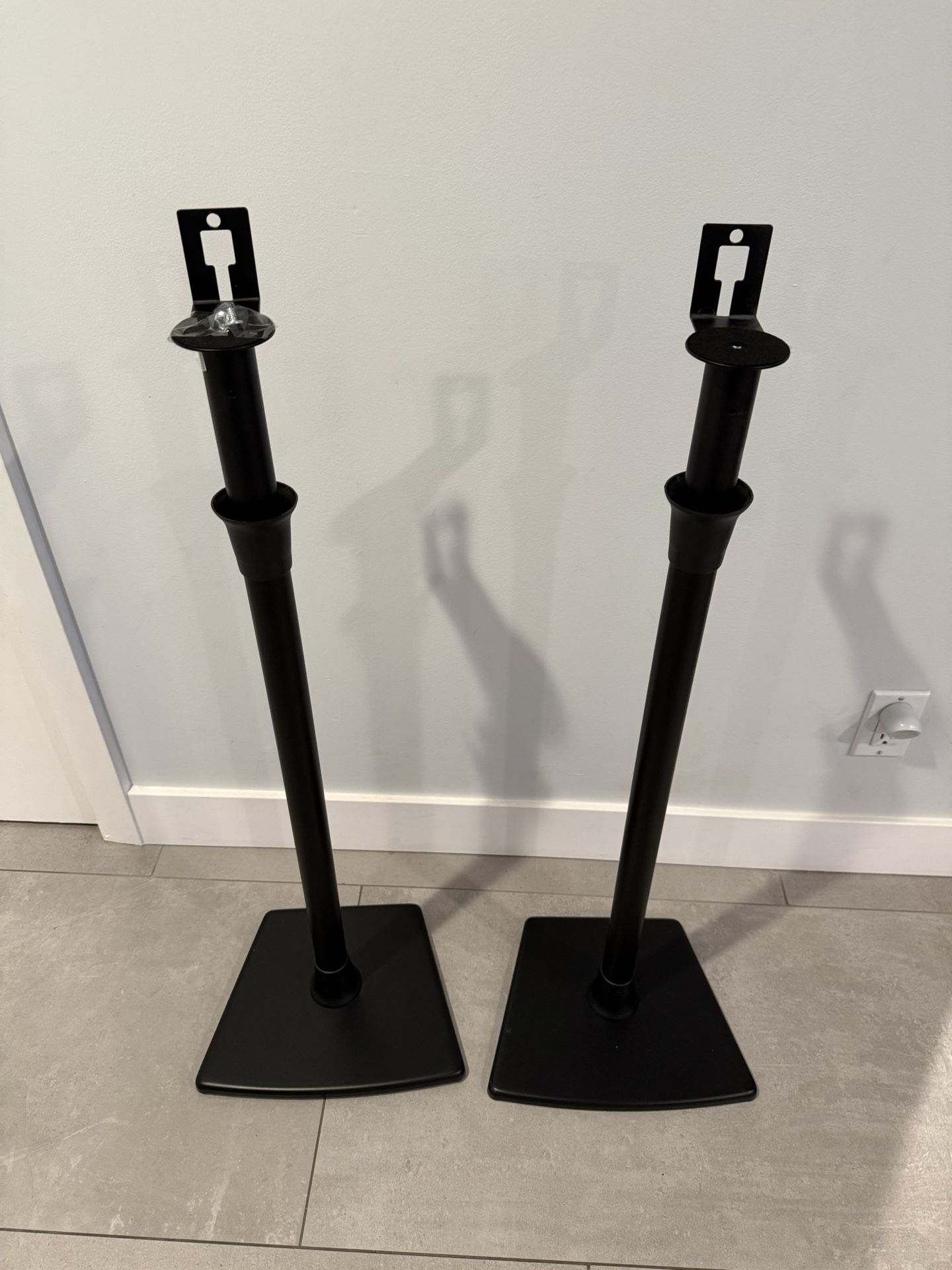 Sonos (Sanus) Speaker Stand X 2