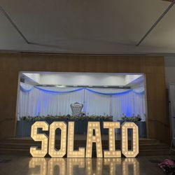 Marquee Letters Light Up Throne Chair 