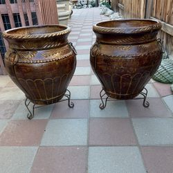 New Flower Pots Made Out Of Clay 