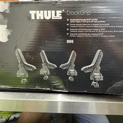 Thule DockGrip Kayak / Paddleboard Roof Rack Carrier (Model 895)
