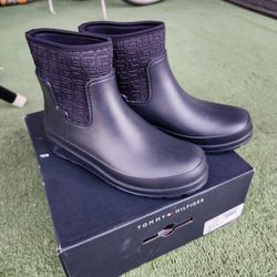 Tommy Hilfiger Blayr Rain Boots Woman's Size 7