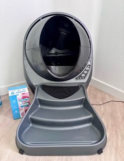 Whisker Litter Robot 3 - Self Cleaning Litter Box