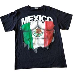 VINTAGE MEXICO FLAG T-SHIRT $25 (GOOD CONDITION) SIZE L 