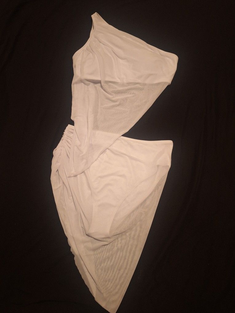 2 Piece Bathing Suit Bikini Woman White Size LARGE