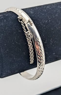 ✨🩶 Sterling Silver Diamond Cut Bangle  Bracelet
 ✨