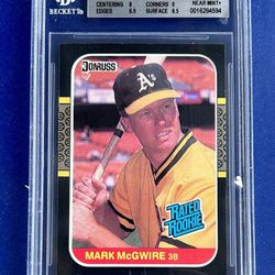 1987 Donruss Mark McGwire Rookie Baseball Card Graded Beckett 7.5