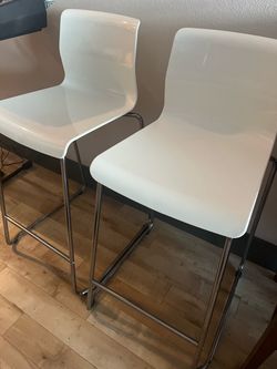 4 IKEA Glenn bar stools