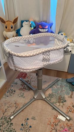 HALO Bassinet with Newborn Insert