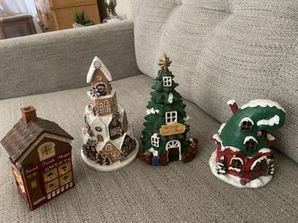 CHRISTMAS LOT