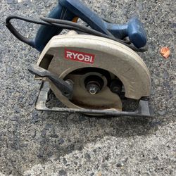 Ryobi Saw