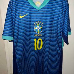 Neymar Jr Brazil Jersey (XL Runs A Size Small Because It’s Player Fit)