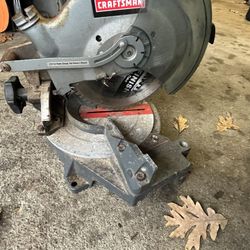 Craftsman Compound Miter Saw