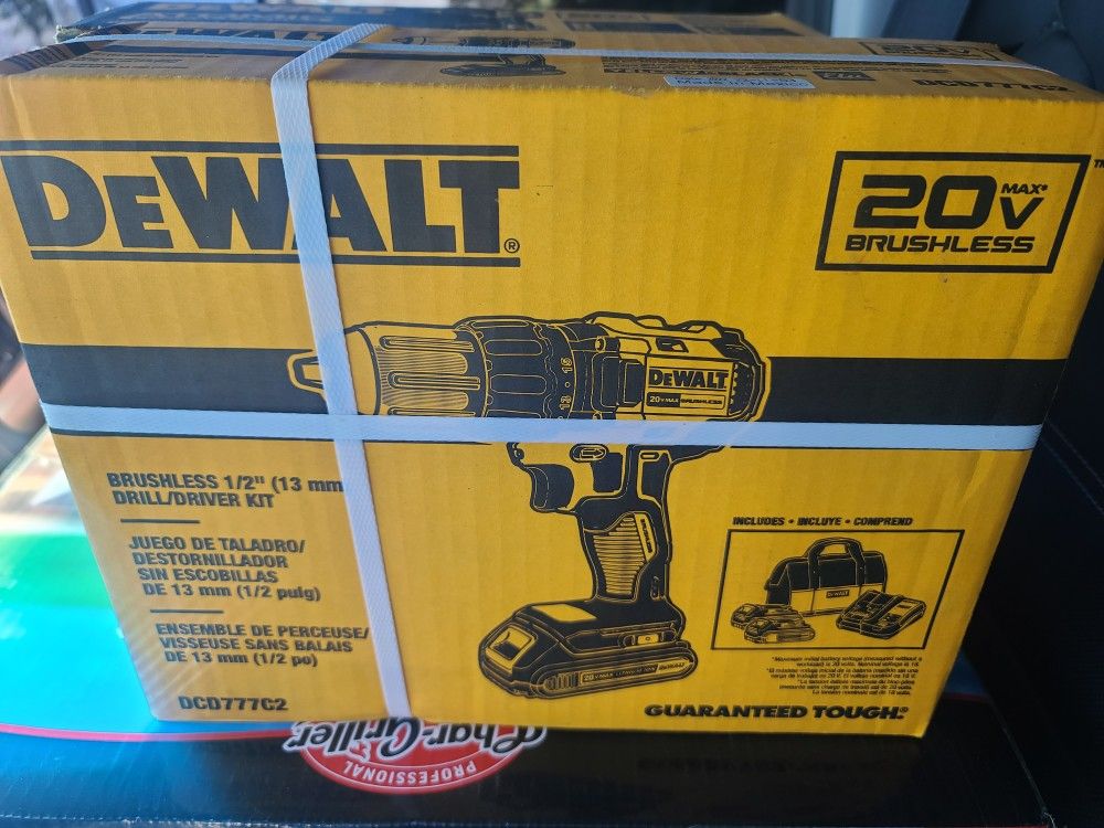 Dewalt Drill Set