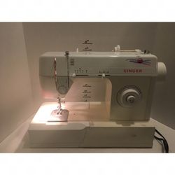 Singer Sewing Machine Model 2517C With Foot Petal