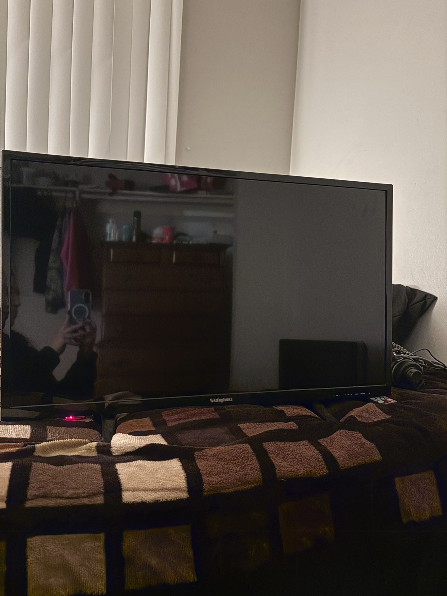 43 Inch Westing House TV