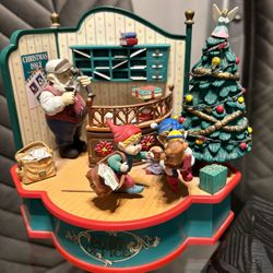 Vintage Christmas Action Musical Box