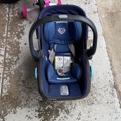 Uppababy Infant Carseat 