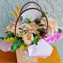 Beautiful Fresh Floral Rose Arrangement bouquet