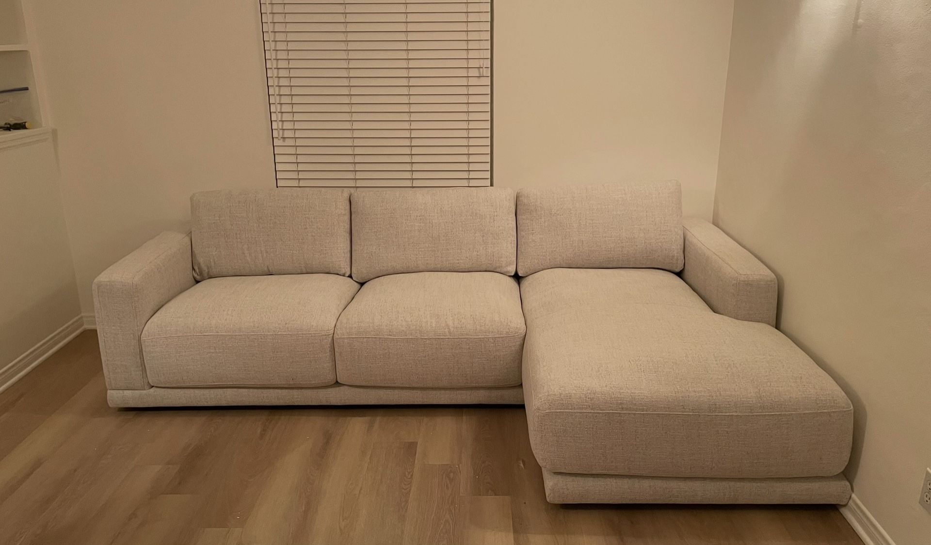 Dreanna White Fabric 114" 2 Piece Sectional with Right Arm Facing Chaise | Track Arms | Modular