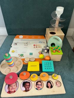 The Babbler Play Kit Lovevery months 13,14,15+
