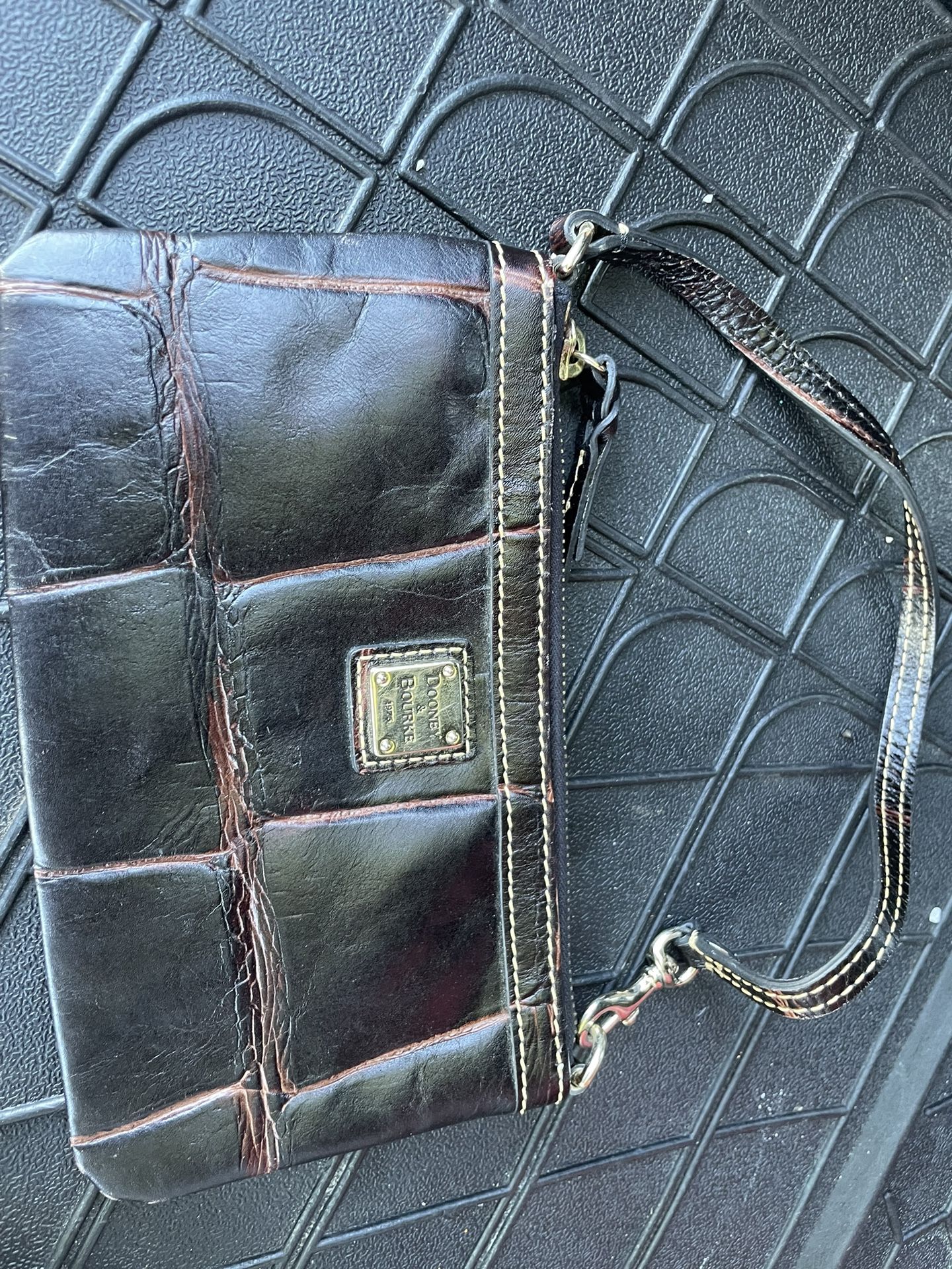 Wristlet