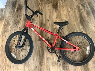 Haro Shredder - 20” - 2021 BMX