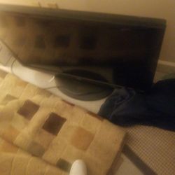 55 Inch Sanyo Out Of Box That's It
