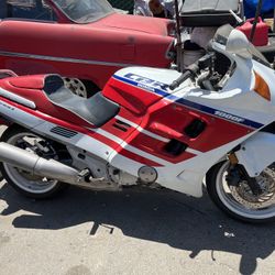 Honda CBF 1000