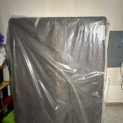 Queen Size Bed Box