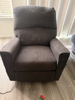 Ashley’s recliner chairs