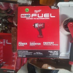 Milwaukee M18 Fuel High Torque 1/2 Impact Wrench 