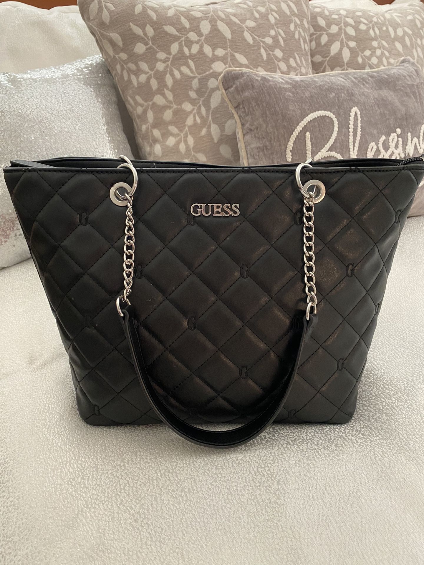 Purse Guess