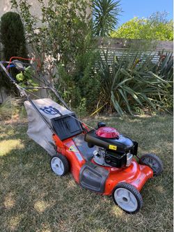 New Self Propelled Lawnmower $220 Obo