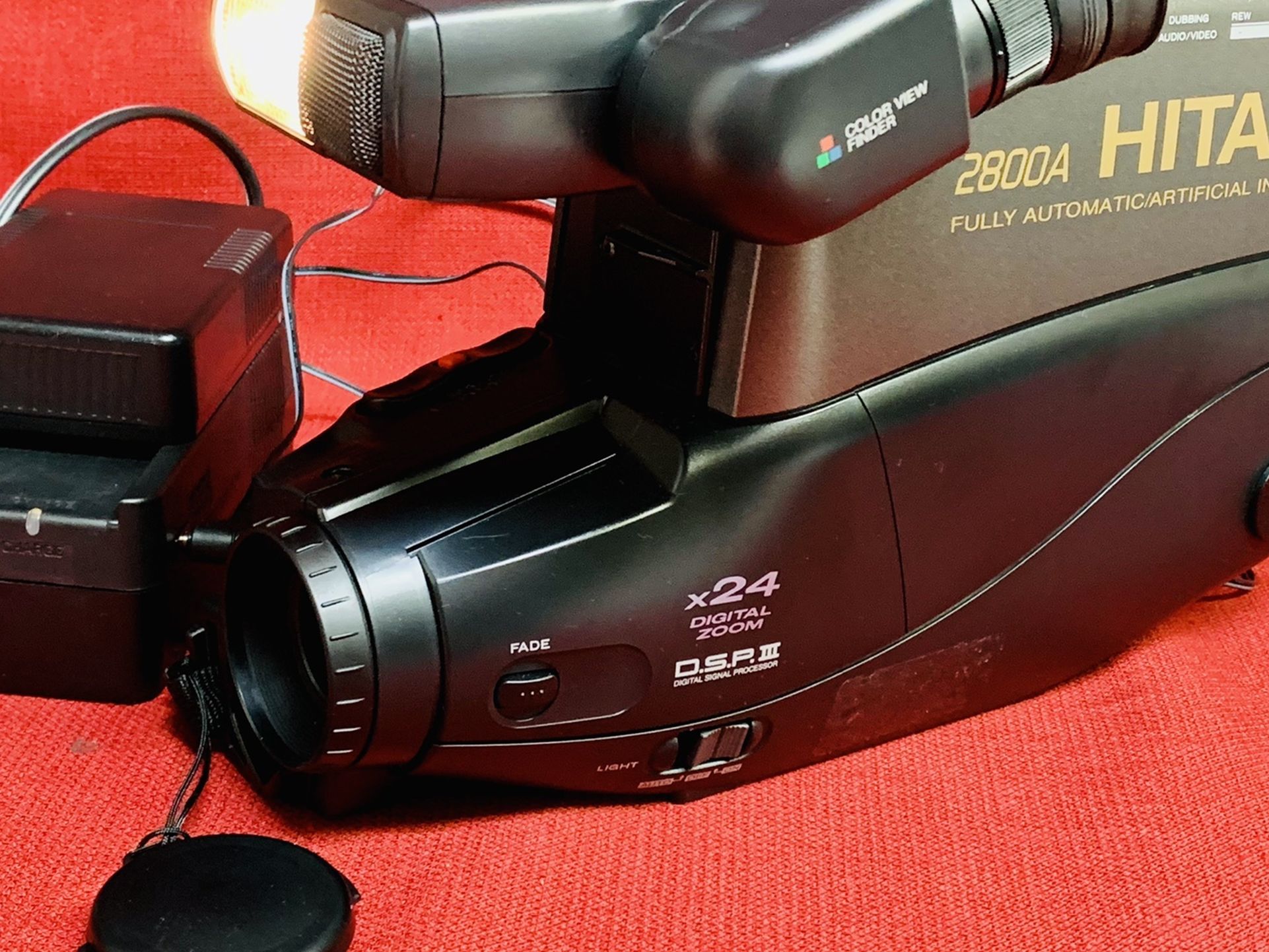 Vintage Hitachi 2800A VHS Camcorder w/ Battery/Charger/AC-DC cord/Manual