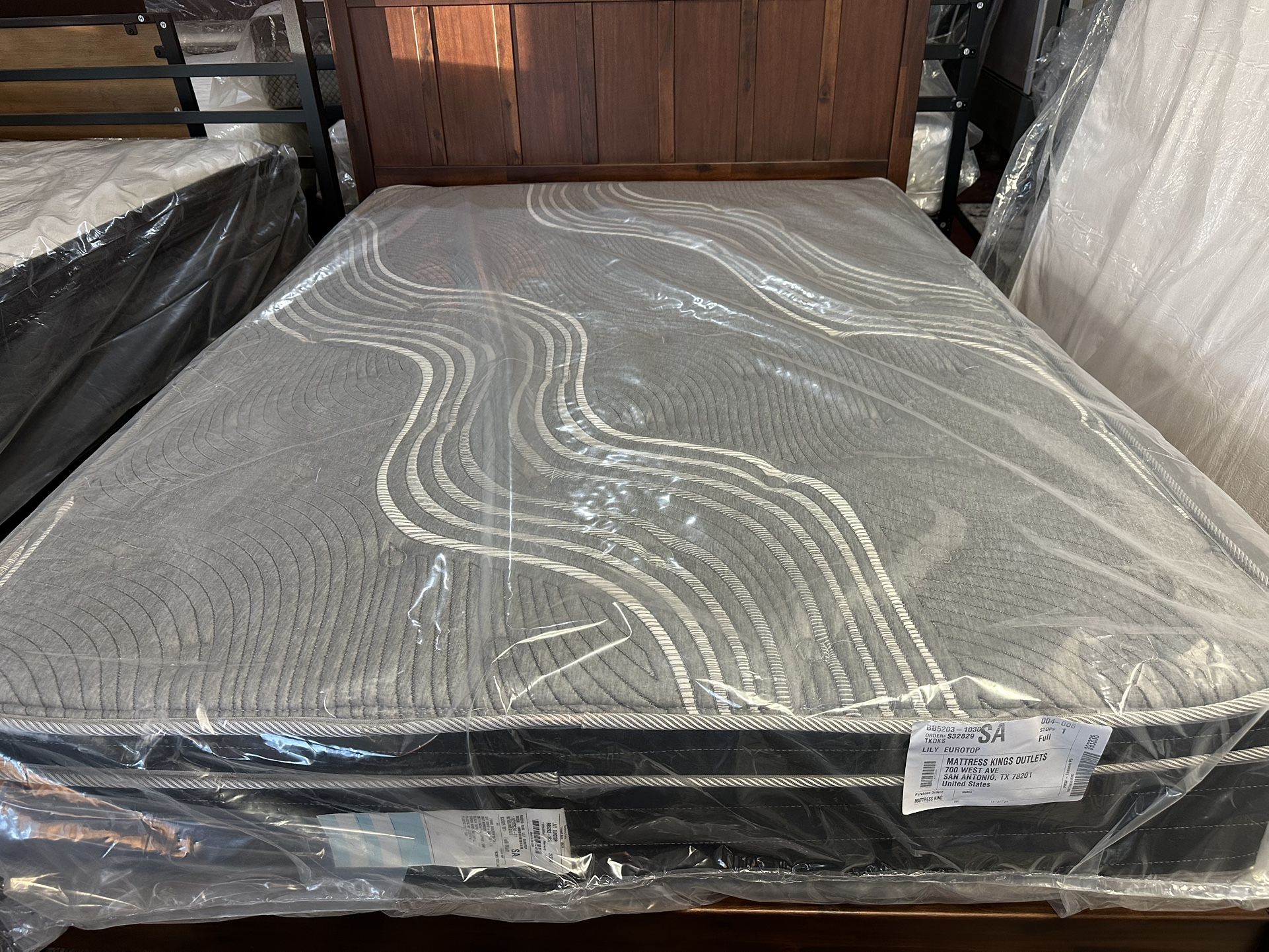 New 10” Full Foam Encased Mattress 🎄 New Model Available 🎄 Financing Available