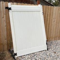 Free Vinyl Gate 