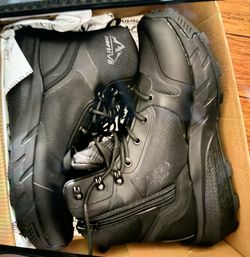 Boots Size 9