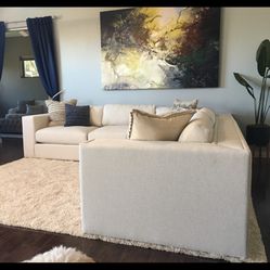 Beautiful Large Sectional!