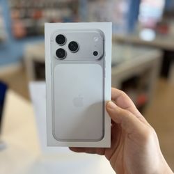iPhone 17 Pro Max 512GB White Unlocked New Sealed with Apple warranty 2027