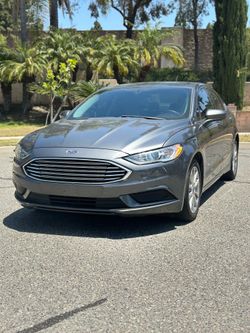 Ford Fusion hybrid 2017