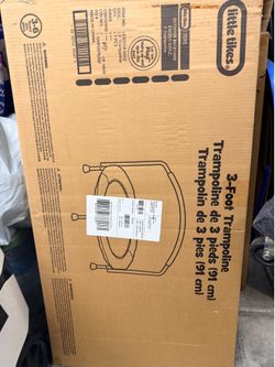 Kids Fisher Price Trampoline
