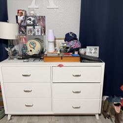 Pottery Barn Kids Bedroom Set – Twin Bed, Dresser & Nightstand