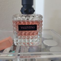 Valentino Perfume 