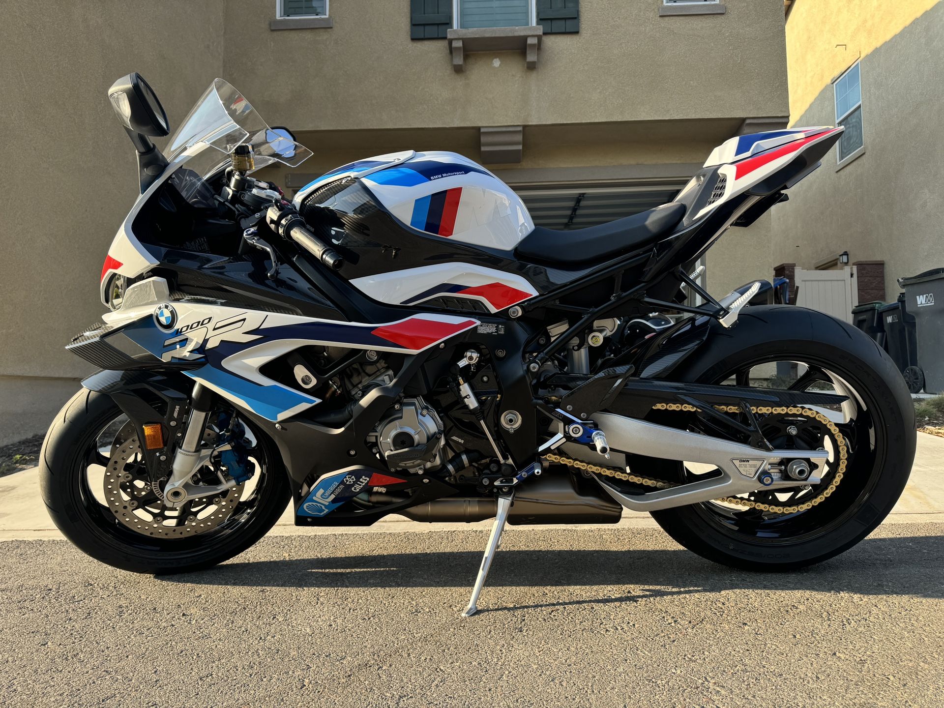 2022 BMW M1000RR
