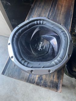 Sony xplod 350w rms 12 inch sub woofer
