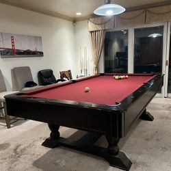 Pool Table - Brunswick 8ft