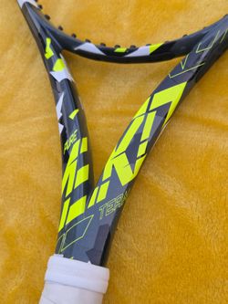 Babolat Pure Aero Team tennis racquet