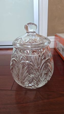 Candy dish